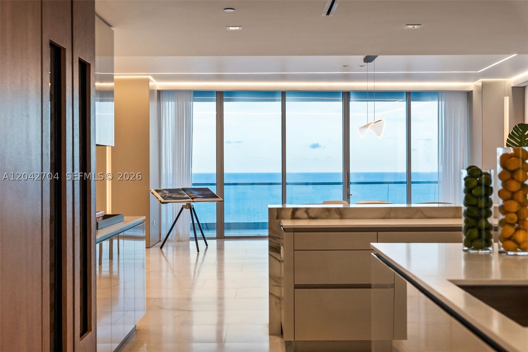 TURBNBERRY OCEAN CLUB - Residential