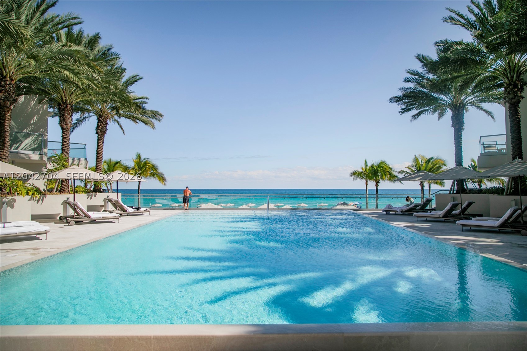 TURBNBERRY OCEAN CLUB - Residential