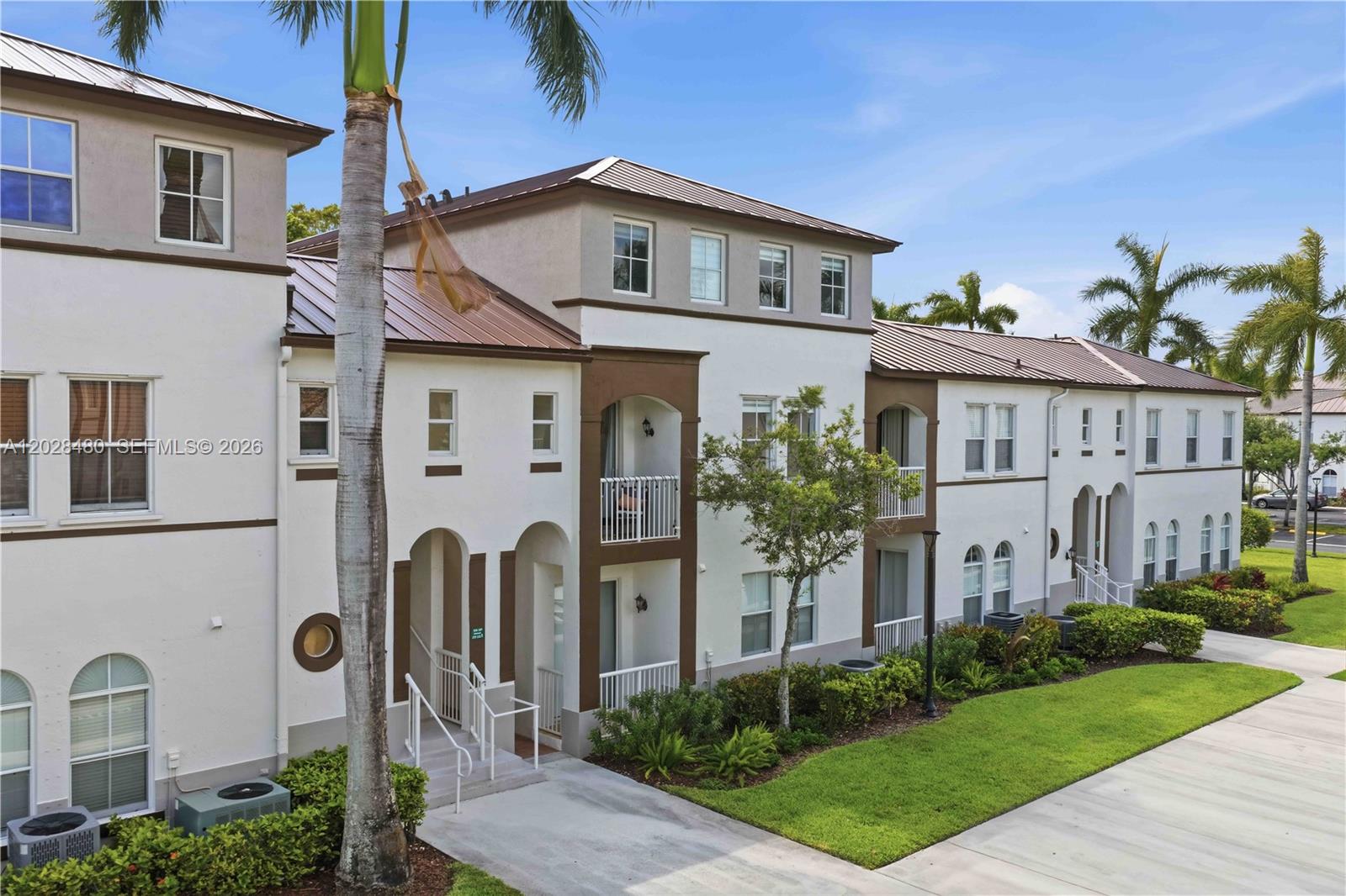 COURTYARDS ONE CONDO - Residential Lease