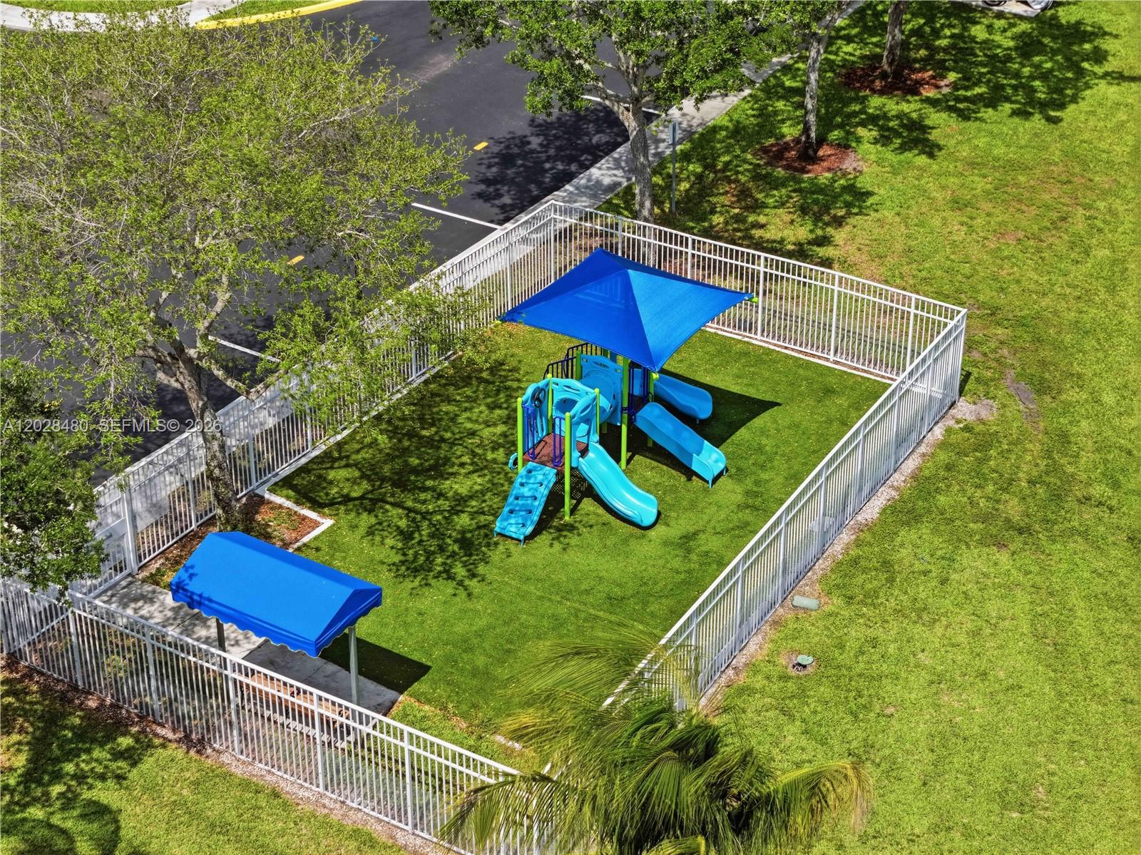 COURTYARDS ONE CONDO - Residential Lease