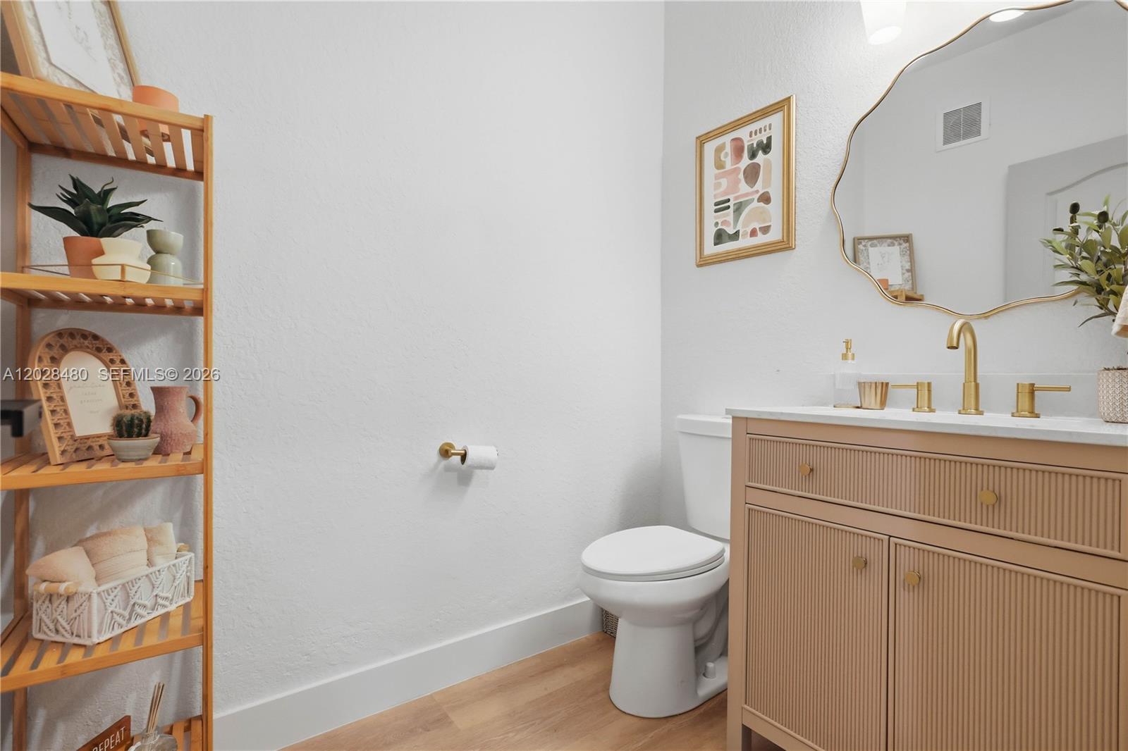 COURTYARDS ONE CONDO - Residential Lease