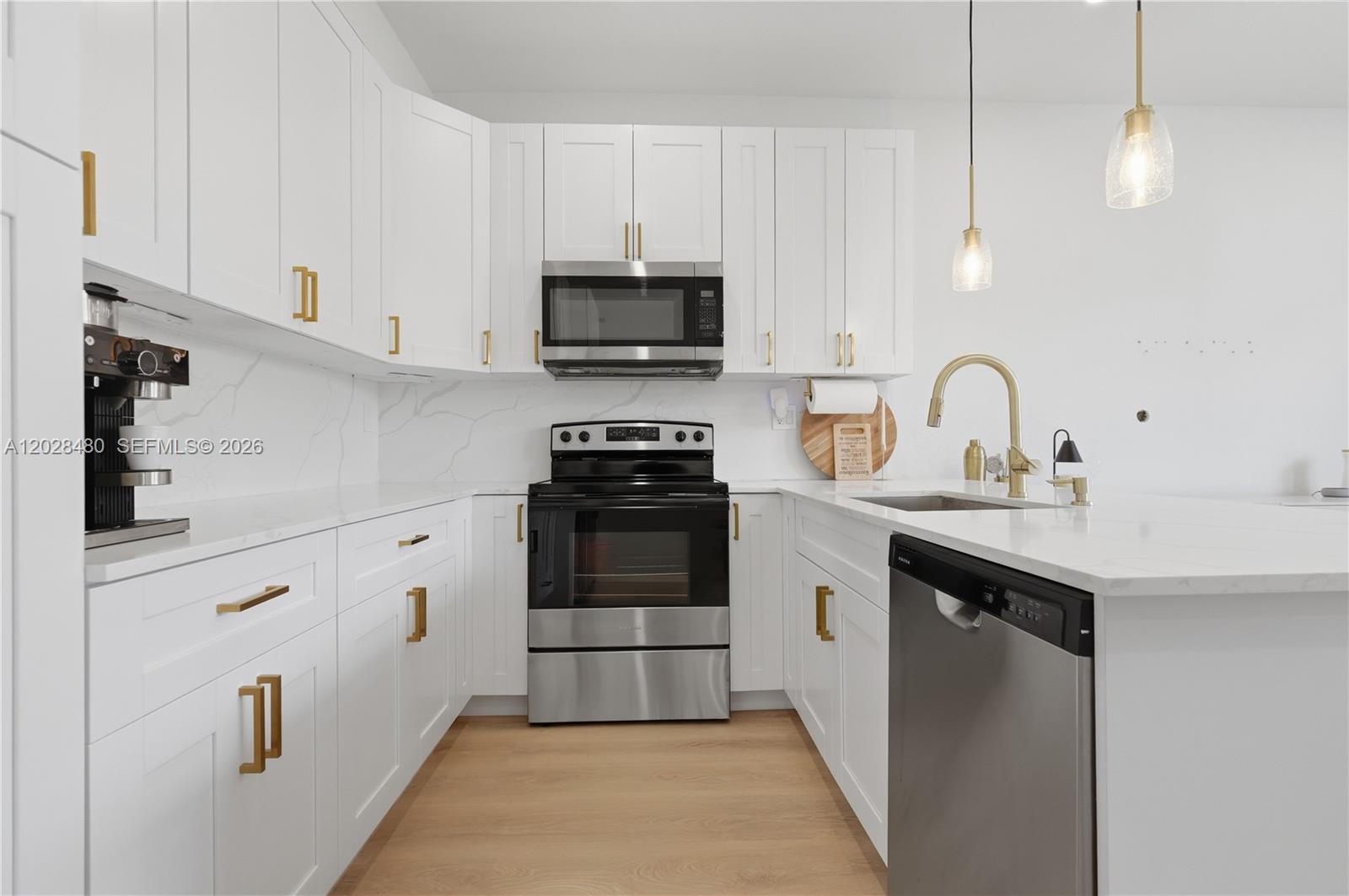 COURTYARDS ONE CONDO - Residential Lease