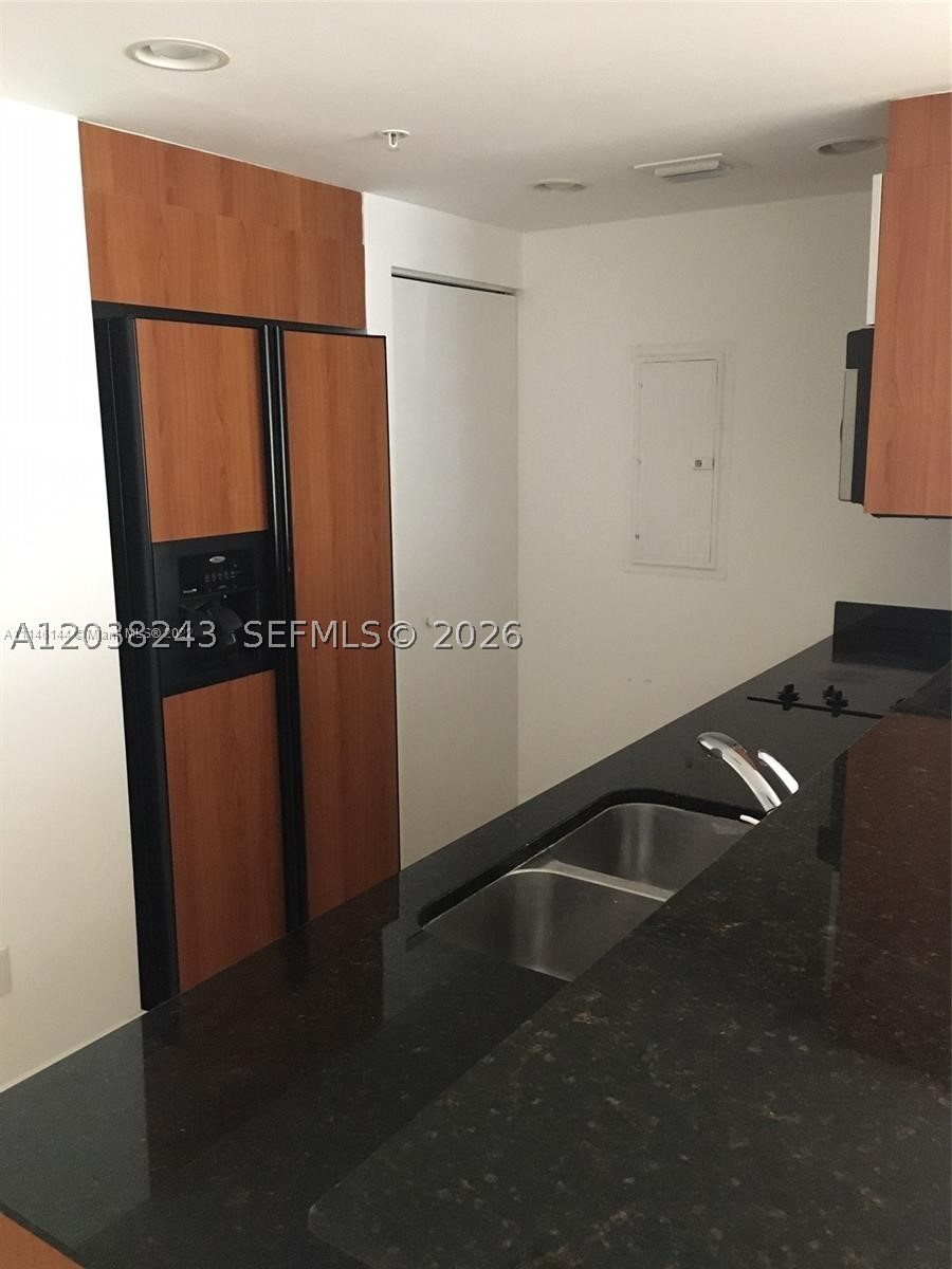 ONE MIAMI EAST CONDO - Residential Lease