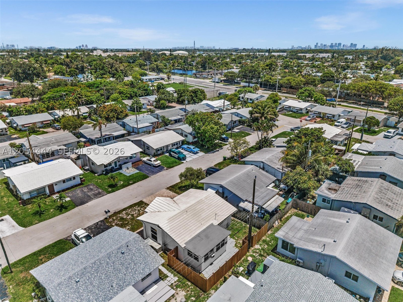 TAMARAC LAKES - Residential