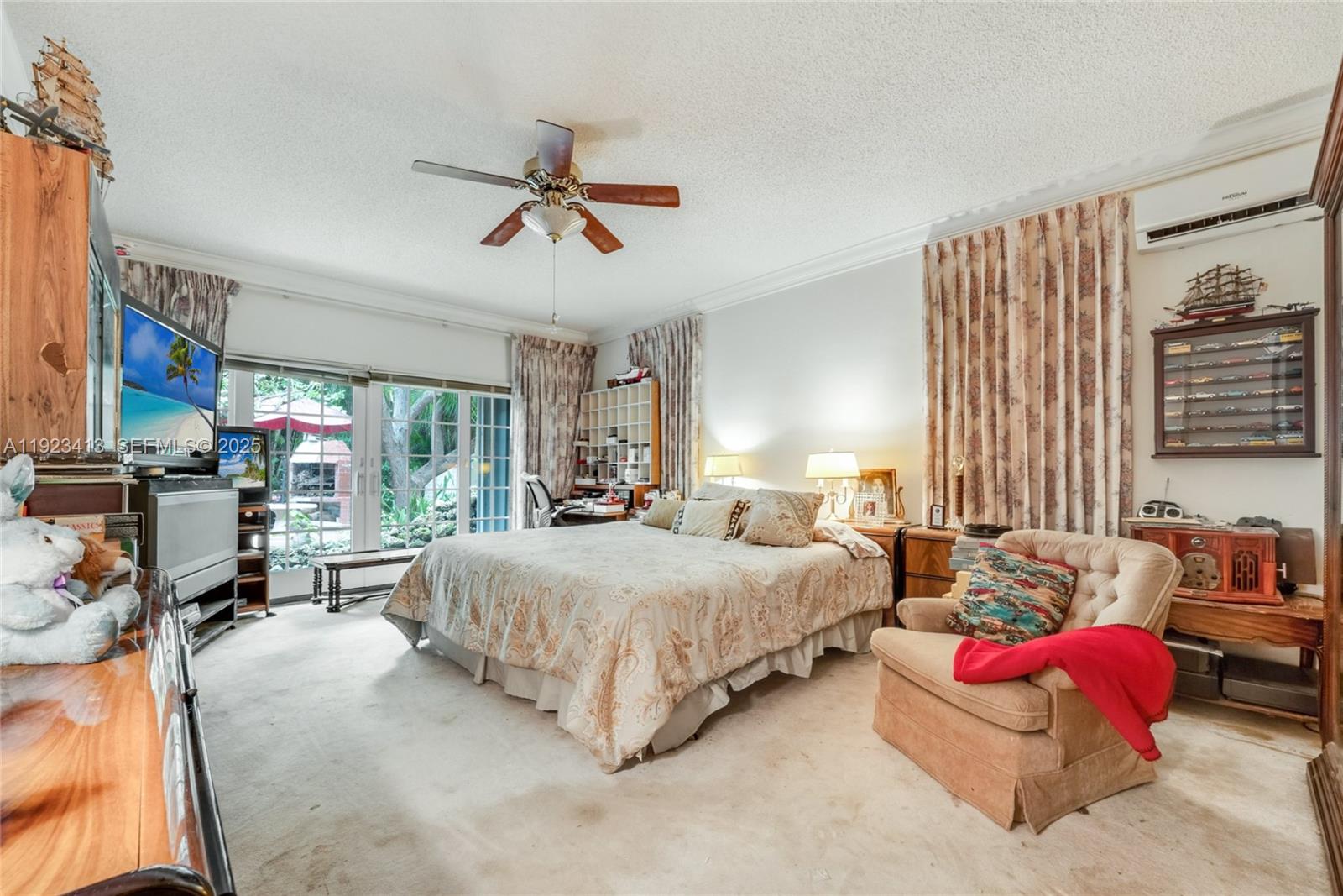 CHARLOTTE ESTATES - Residential