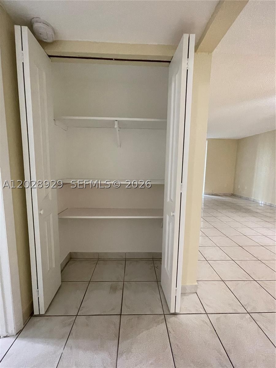 SAMARI LAKE EAST CONDO - Residential Lease