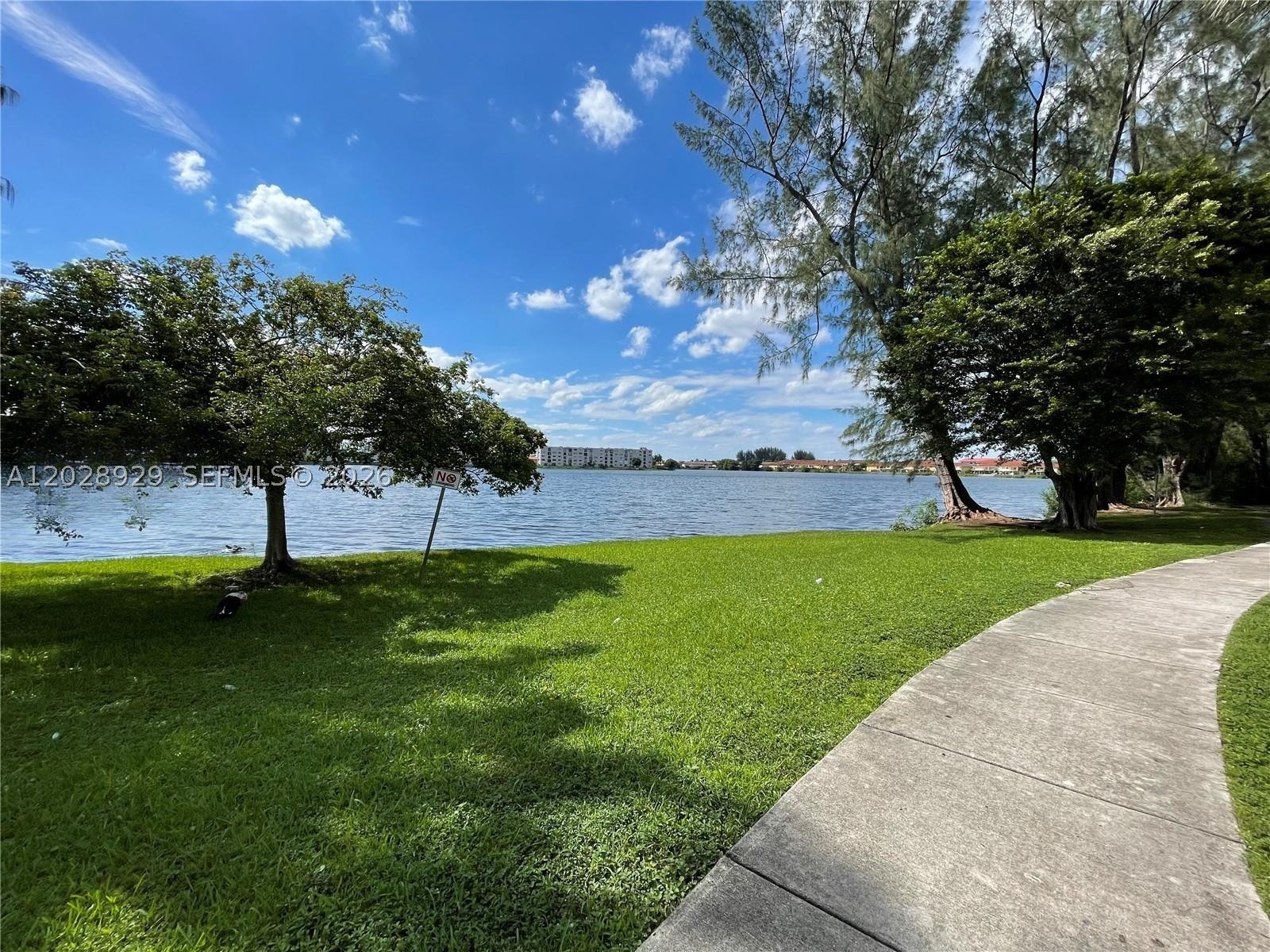 SAMARI LAKE EAST CONDO - Residential Lease