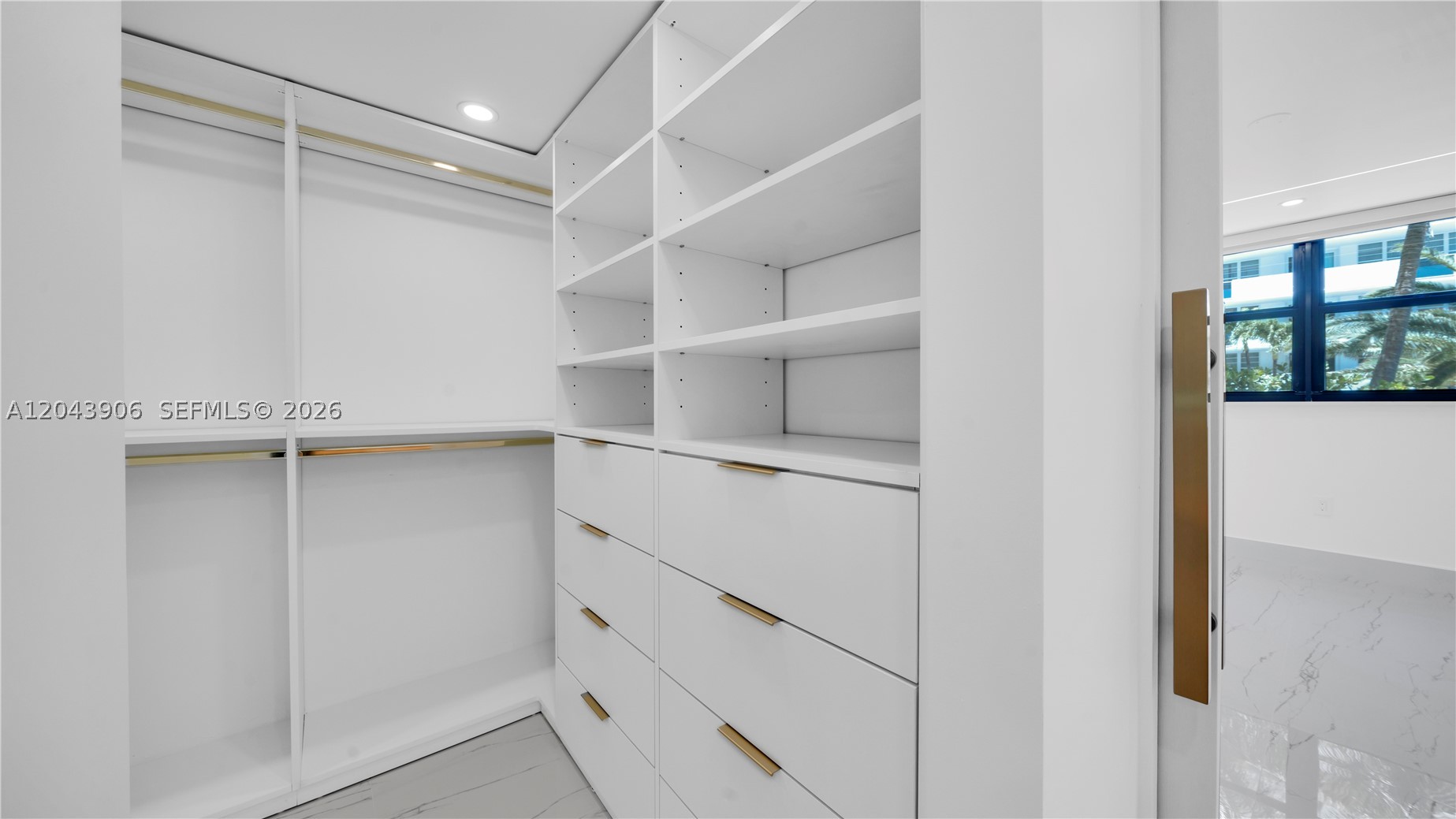 THE GEORGIAN CONDO - Residential