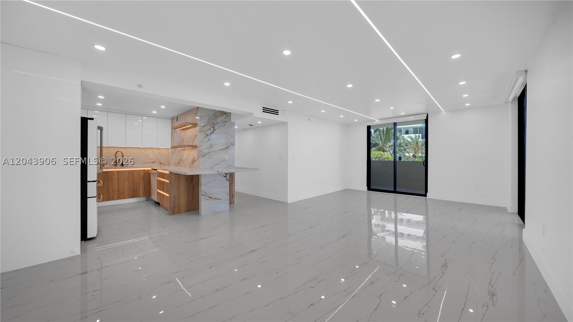 THE GEORGIAN CONDO - Residential