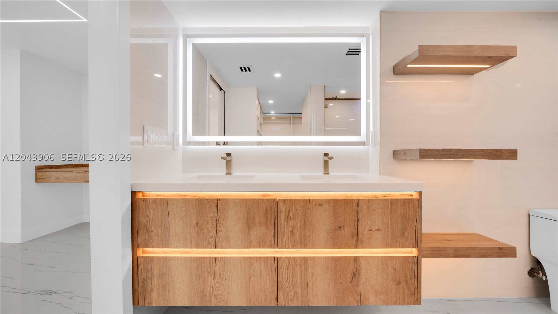 THE GEORGIAN CONDO - Residential