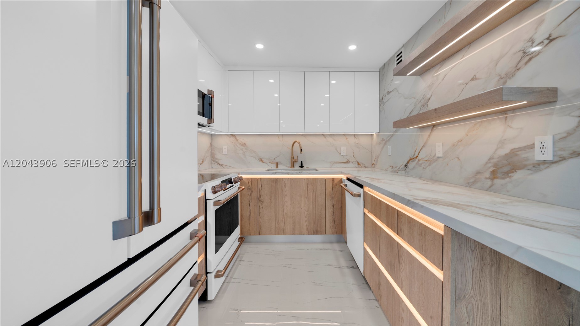 THE GEORGIAN CONDO - Residential
