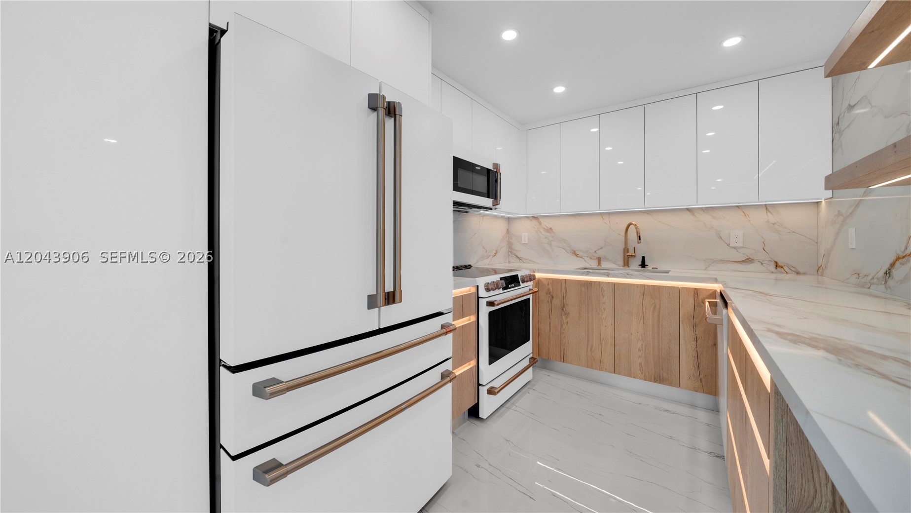 THE GEORGIAN CONDO - Residential