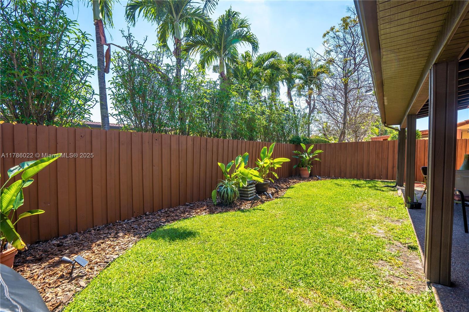 WESTGATE GDNS - Residential