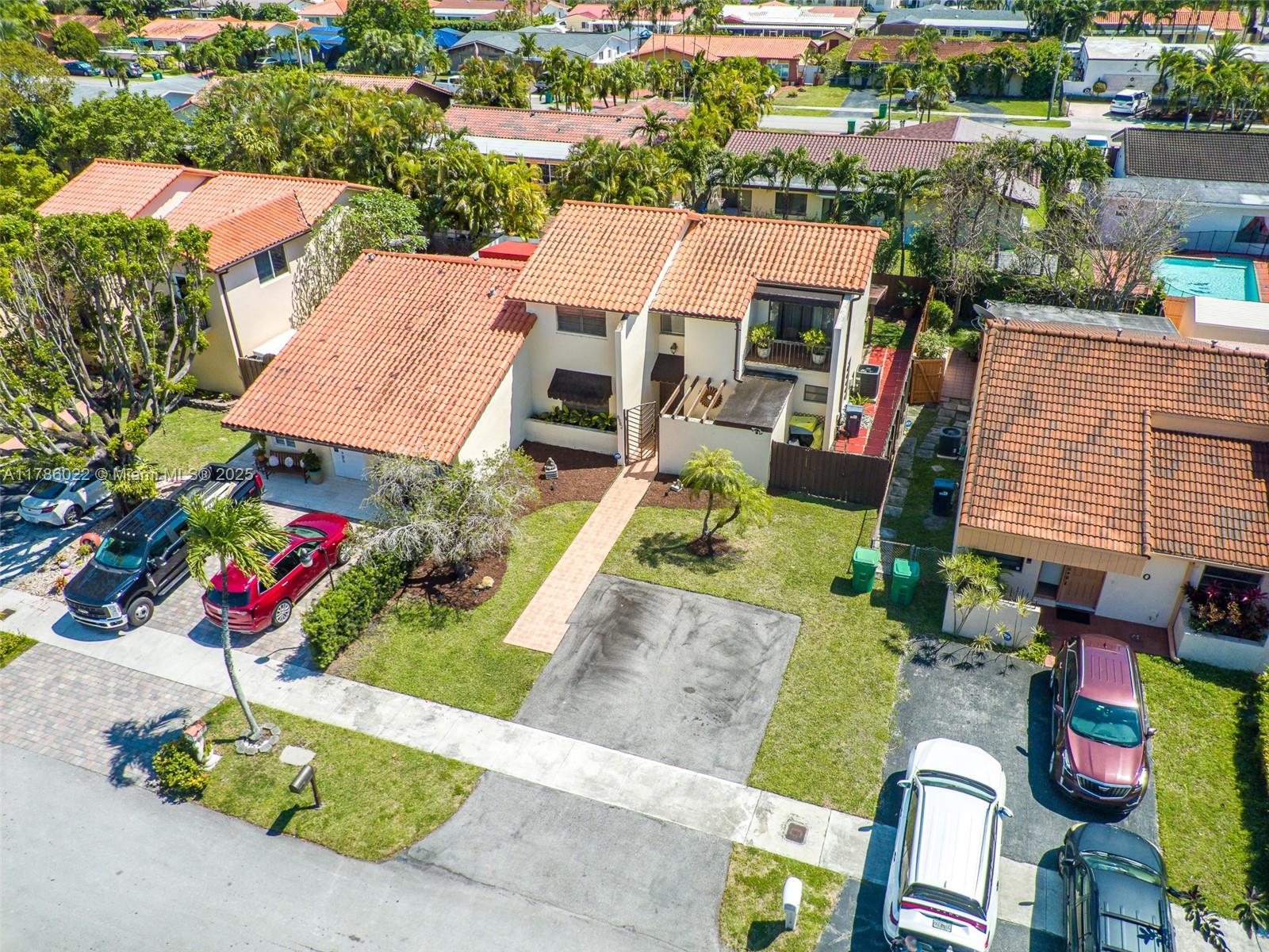 WESTGATE GDNS - Residential