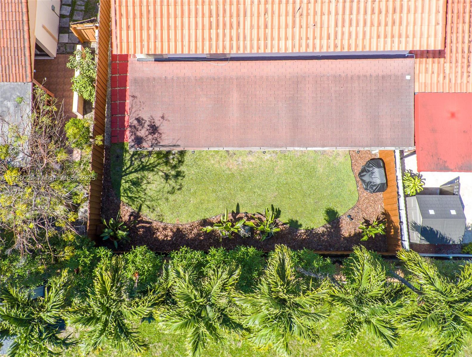 WESTGATE GDNS - Residential