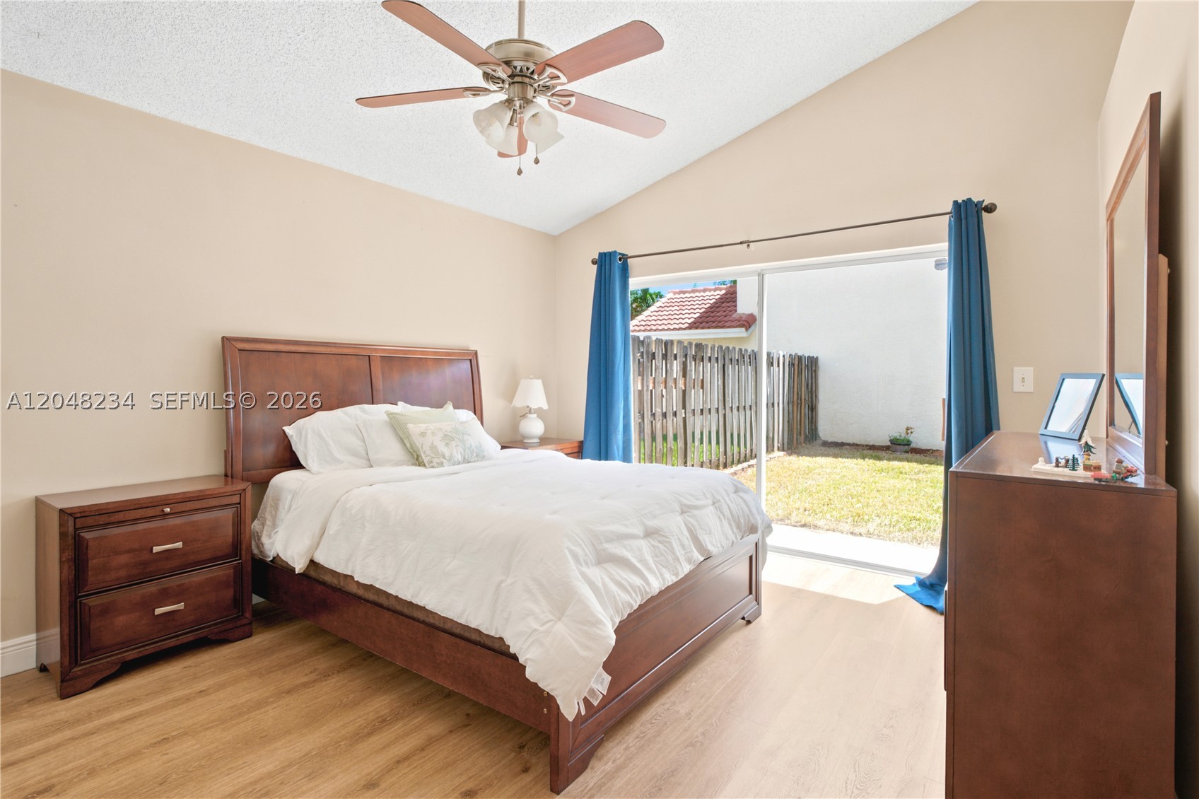 HOLIDAY SPRINGS EAST - Residential