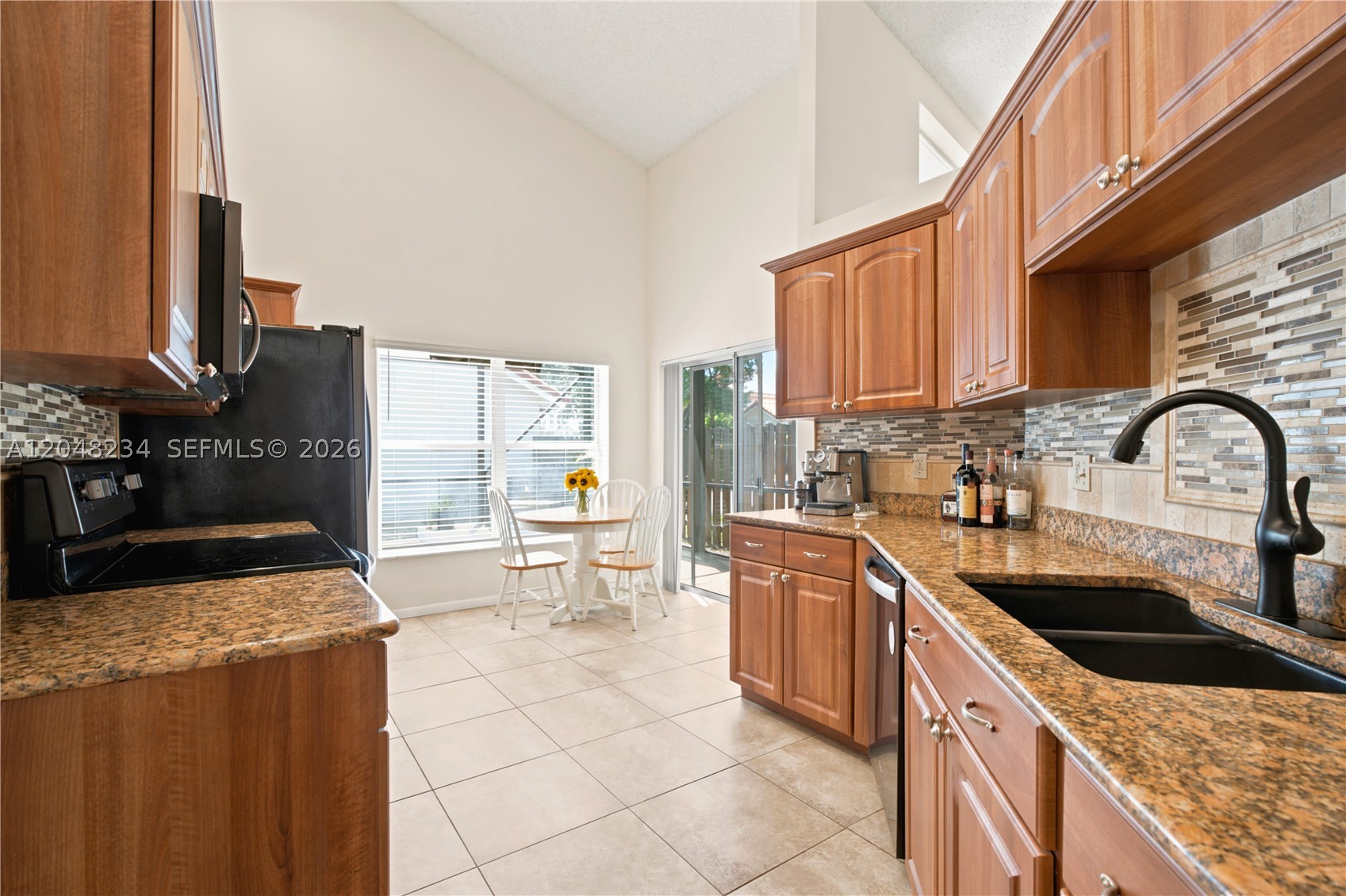 HOLIDAY SPRINGS EAST - Residential