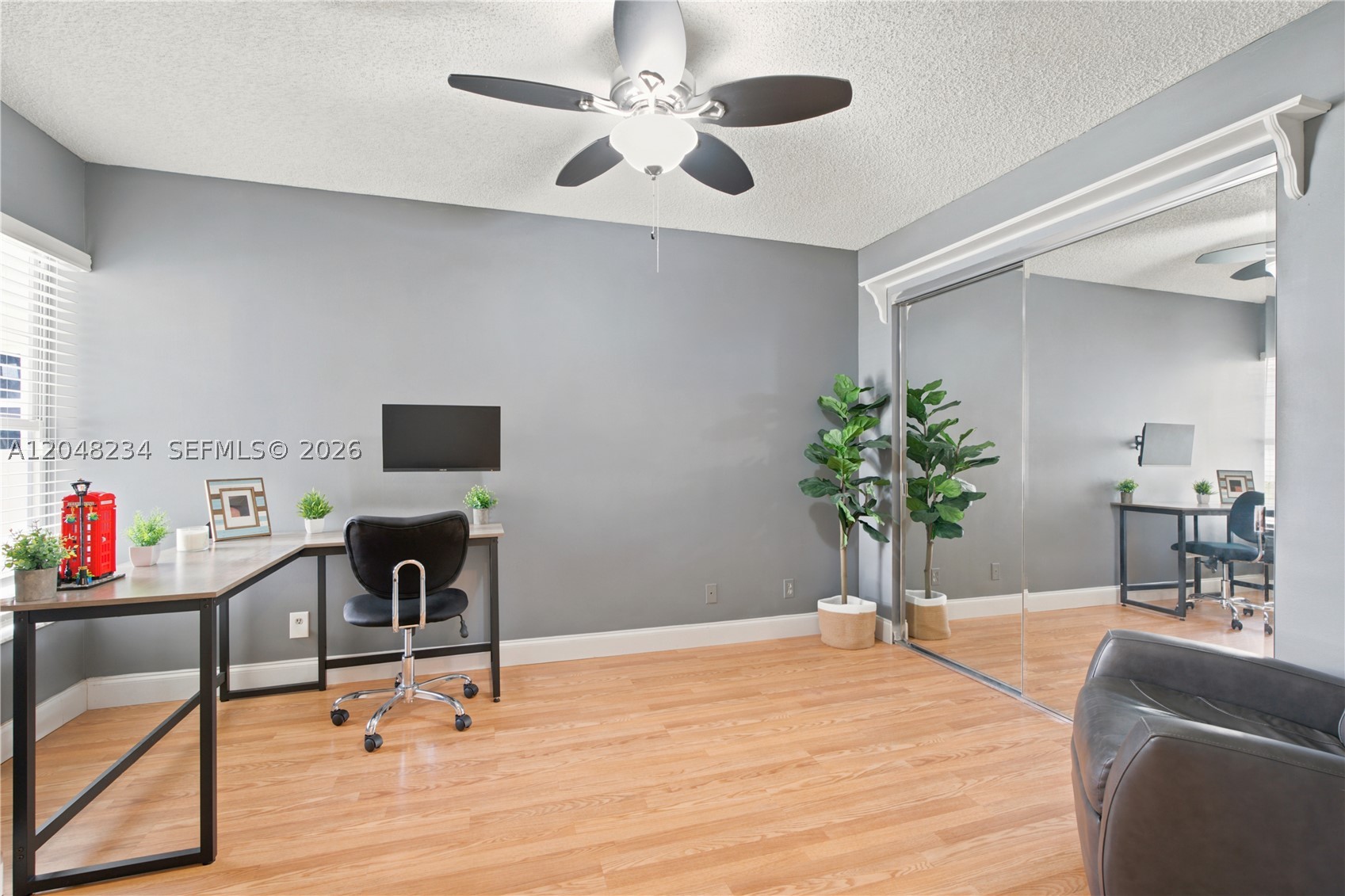 HOLIDAY SPRINGS EAST - Residential