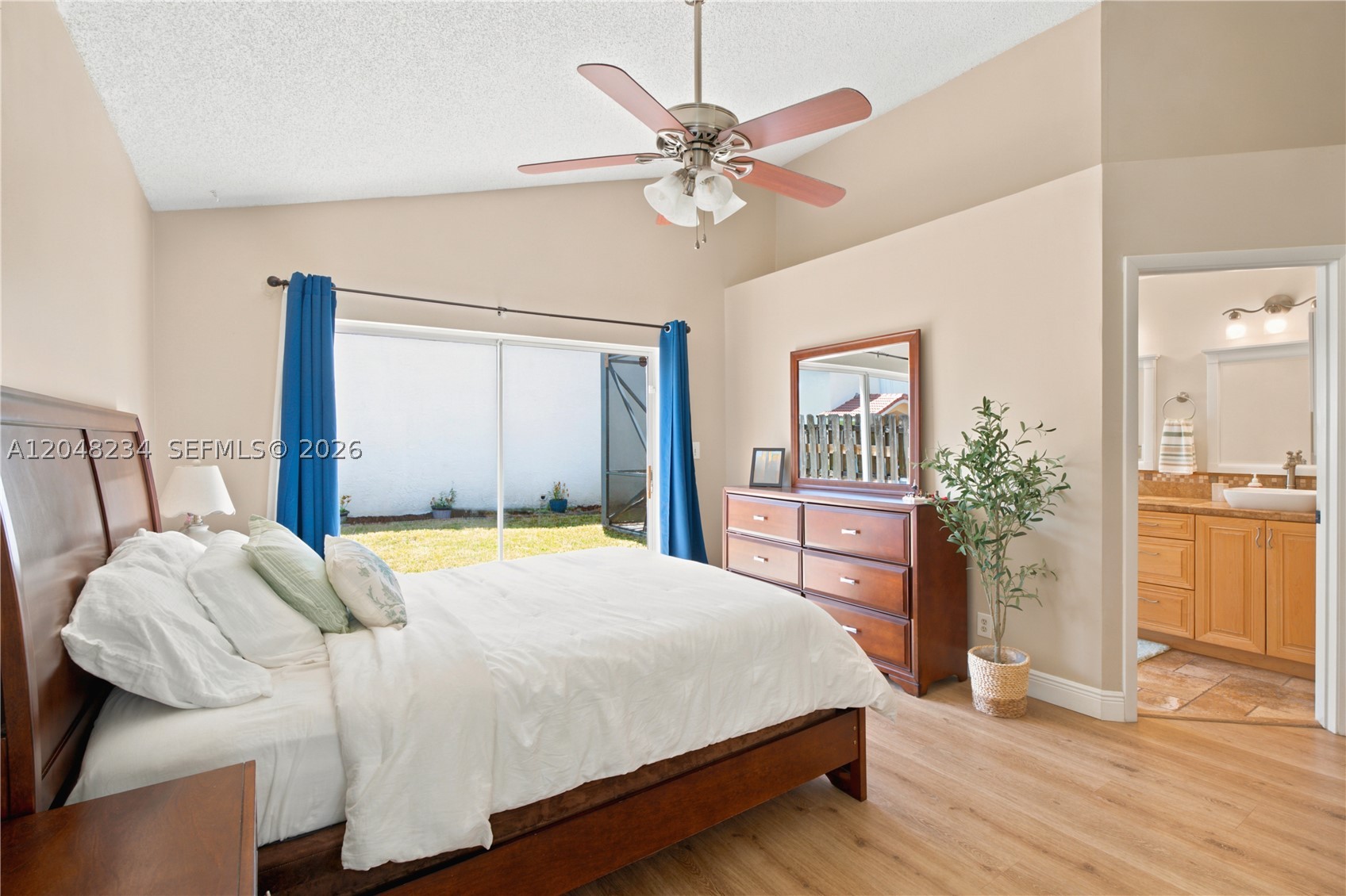 HOLIDAY SPRINGS EAST - Residential