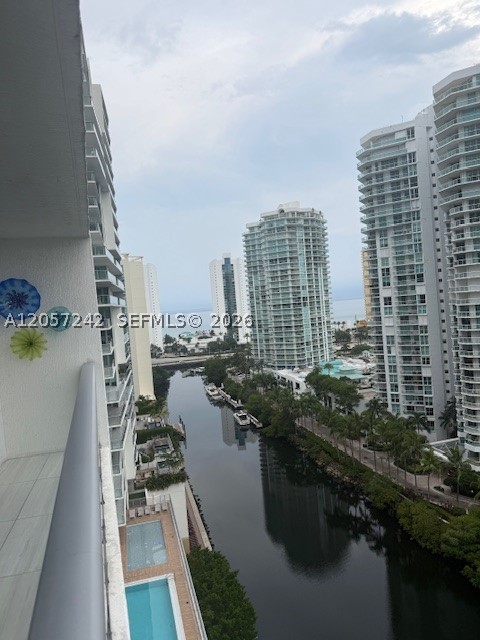 PARQUE TOWERS CONDO - Residential