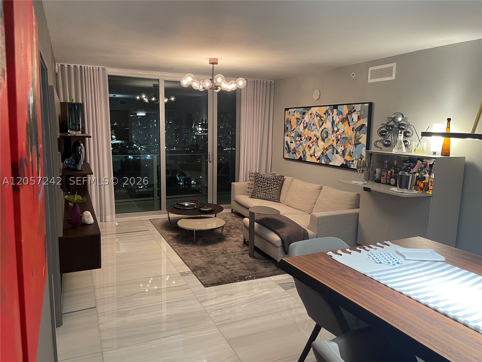 PARQUE TOWERS CONDO - Residential