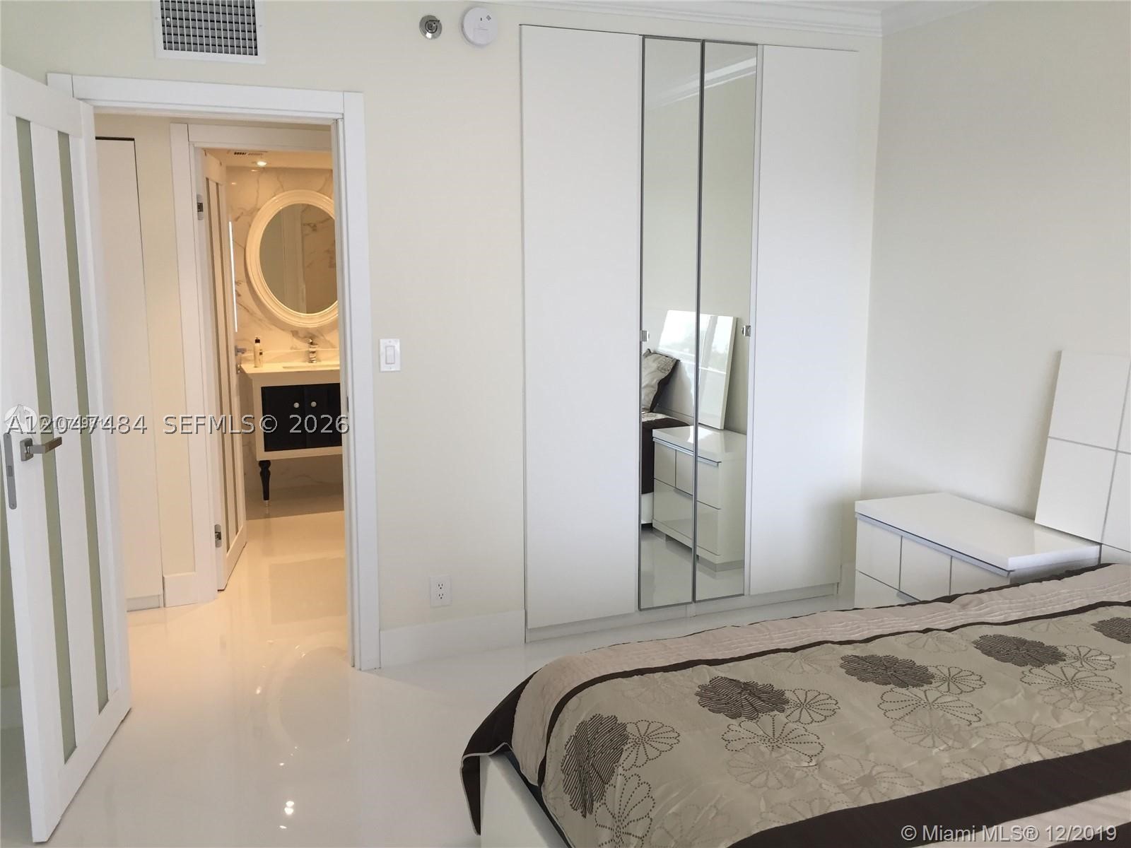 OCEANIA III CONDO - Residential