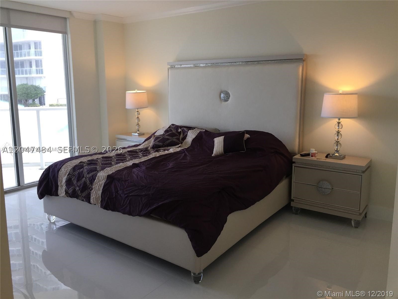 OCEANIA III CONDO - Residential