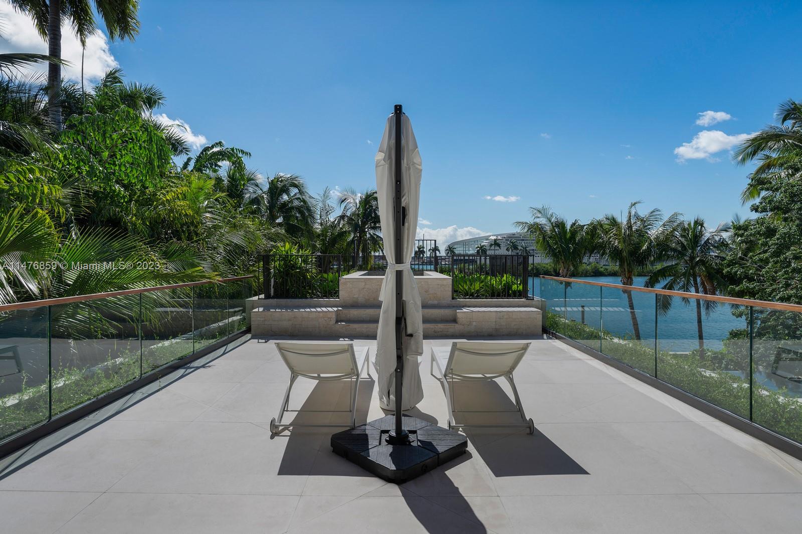 PALM ISLAND - Residential