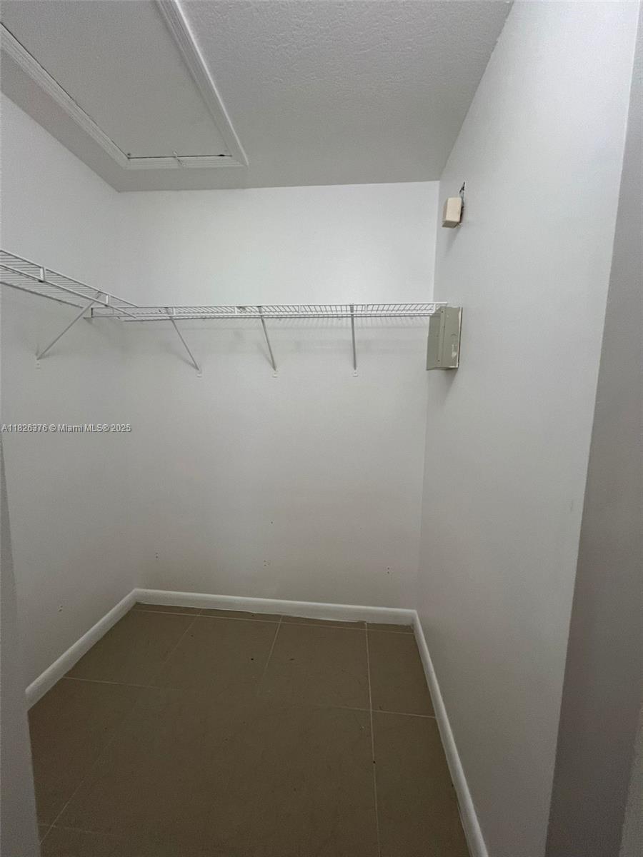 MONTEREY AT MALIBU BAY CO - Residential Lease