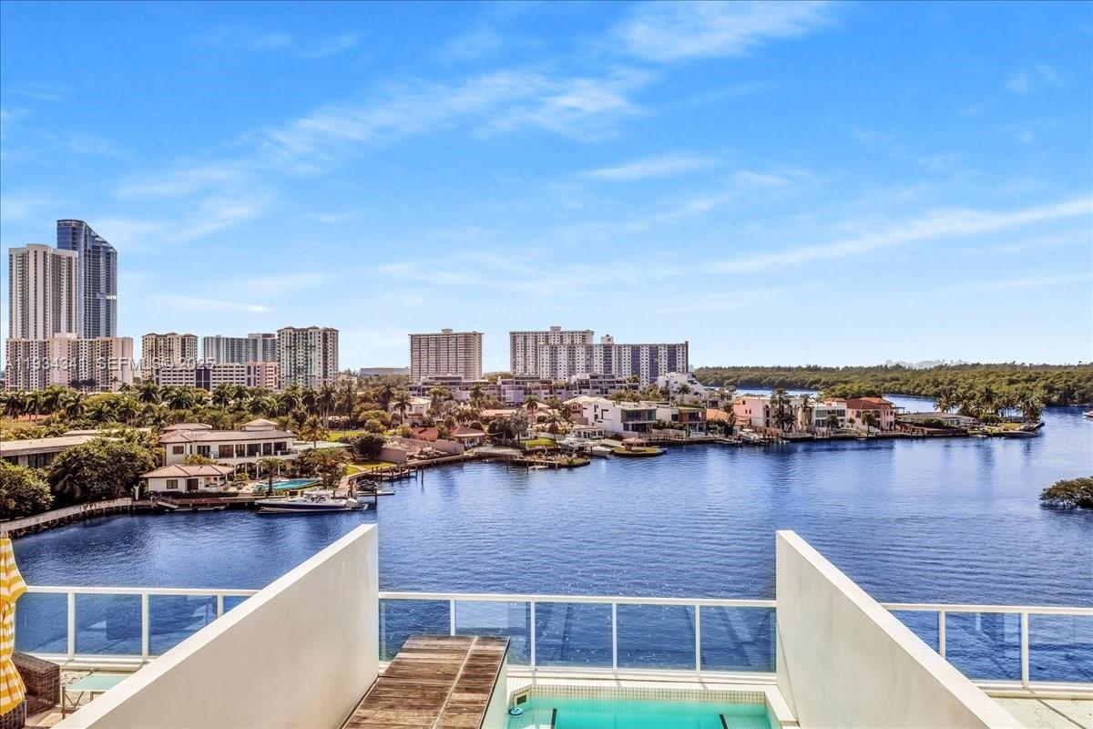 400 SUNNY ISLES CONDO EAS - Residential