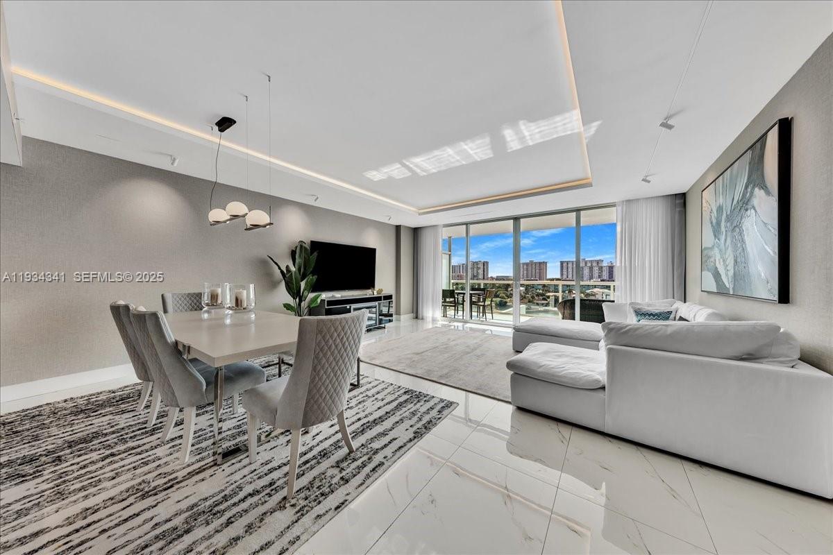 400 SUNNY ISLES CONDO EAS - Residential