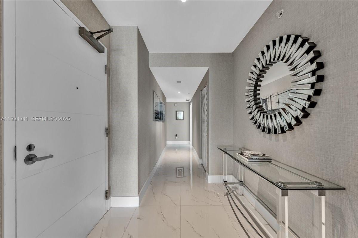 400 SUNNY ISLES CONDO EAS - Residential