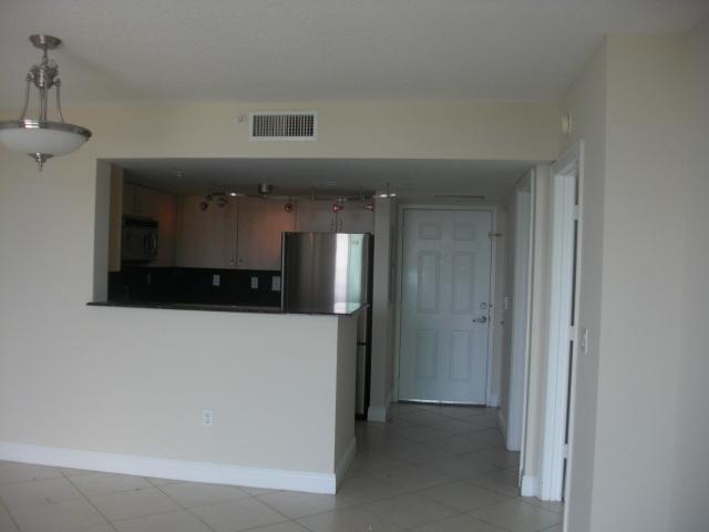 THE ASTON CONDO - Residential Lease