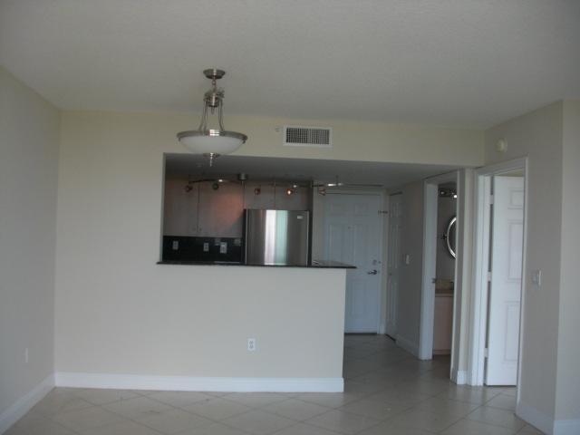 THE ASTON CONDO - Residential Lease
