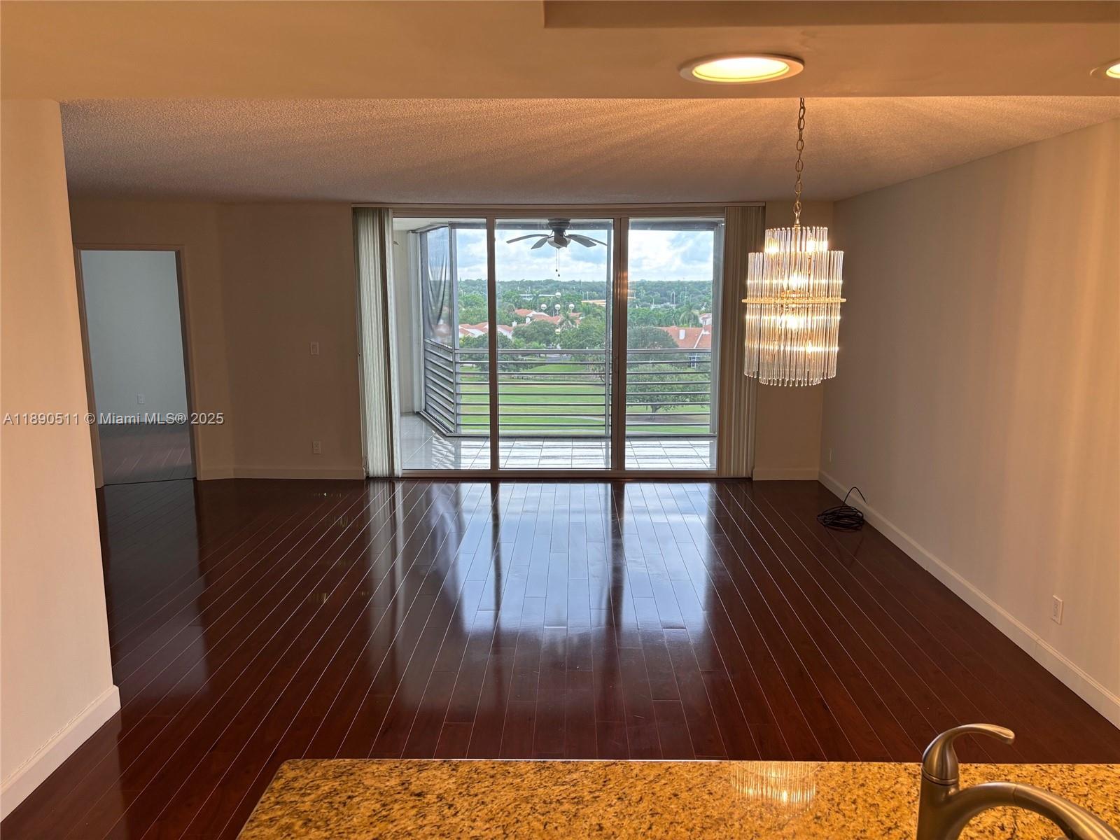 NO 114 PALM-AIRE COUNTRY - Residential Lease