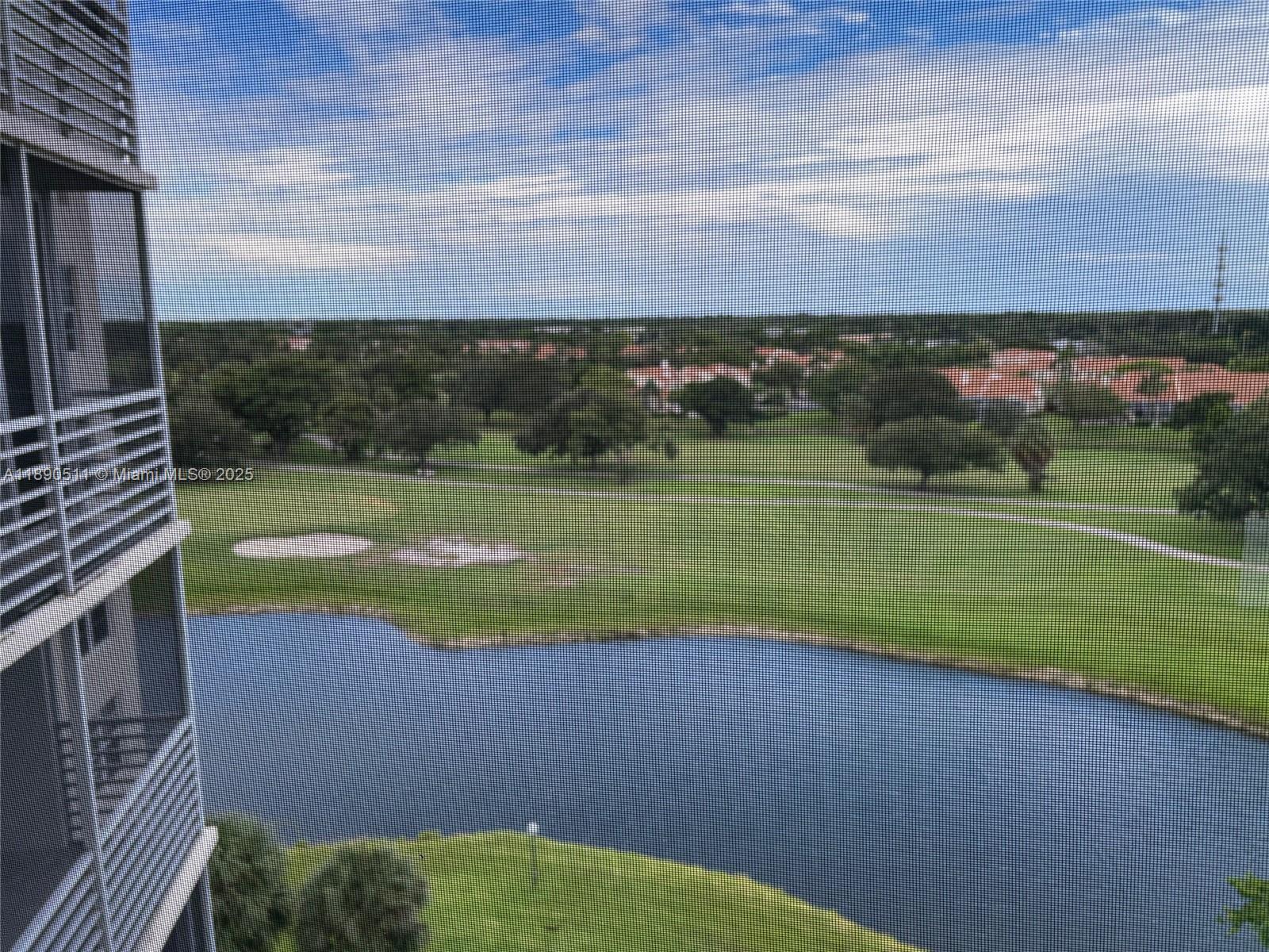 NO 114 PALM-AIRE COUNTRY - Residential Lease