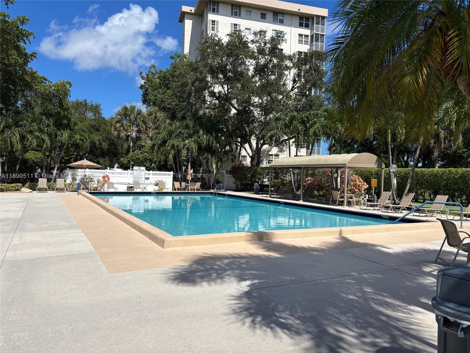 NO 114 PALM-AIRE COUNTRY - Residential Lease