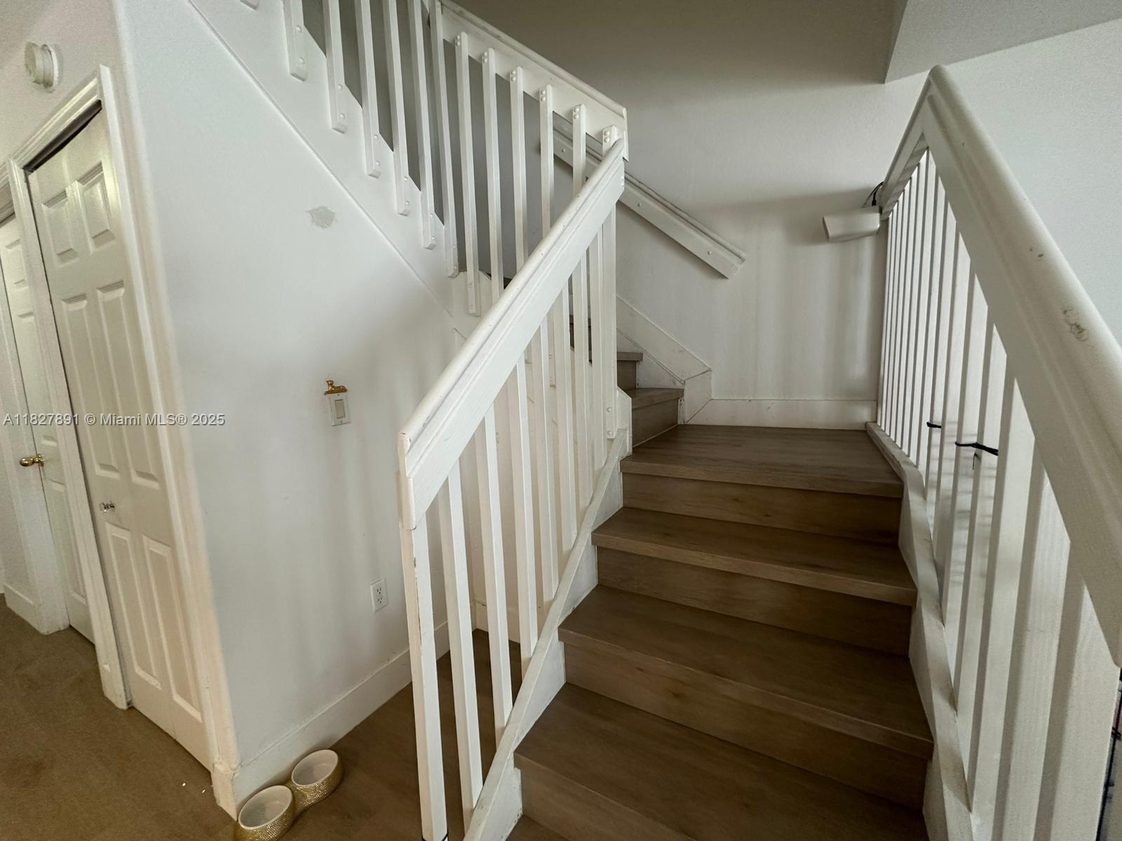 DIMENSIONS AT DORAL - Residential Lease