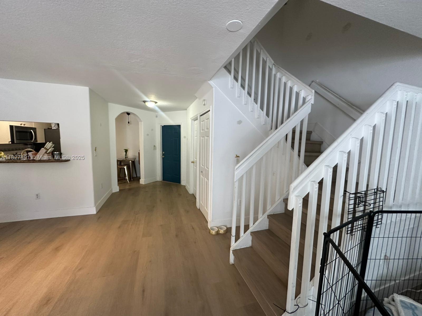 DIMENSIONS AT DORAL - Residential Lease