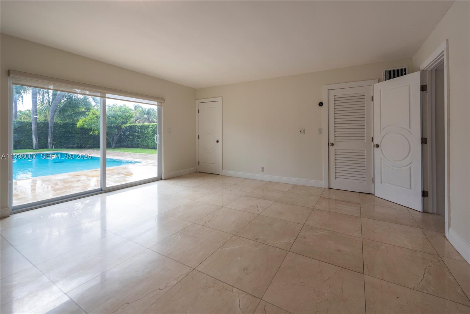 MEEKINS HILLS - Residential