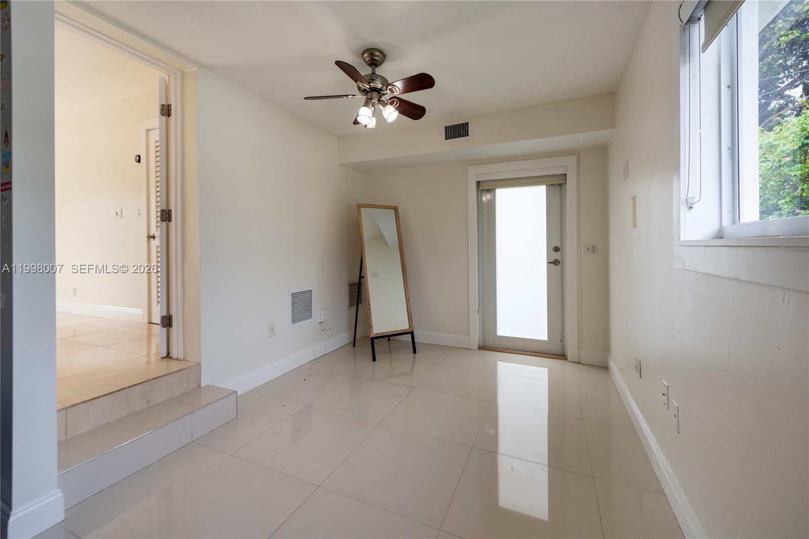 MEEKINS HILLS - Residential