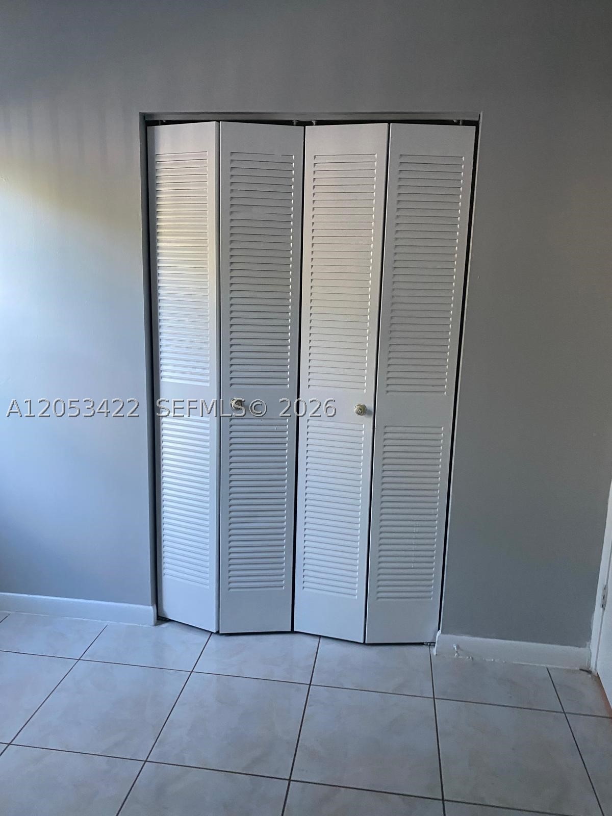 WELLEBY SHORES CONDOMINIU - Residential