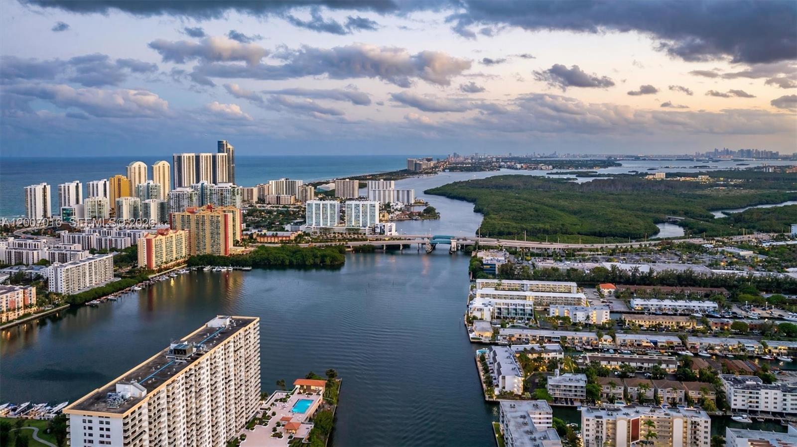 2600 ISL BLVD WILLIAMS - Residential