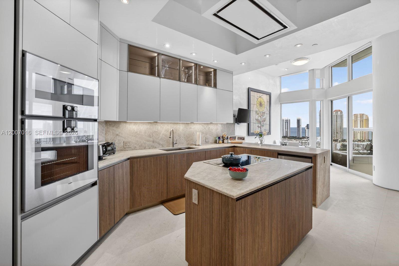 2600 ISL BLVD WILLIAMS - Residential