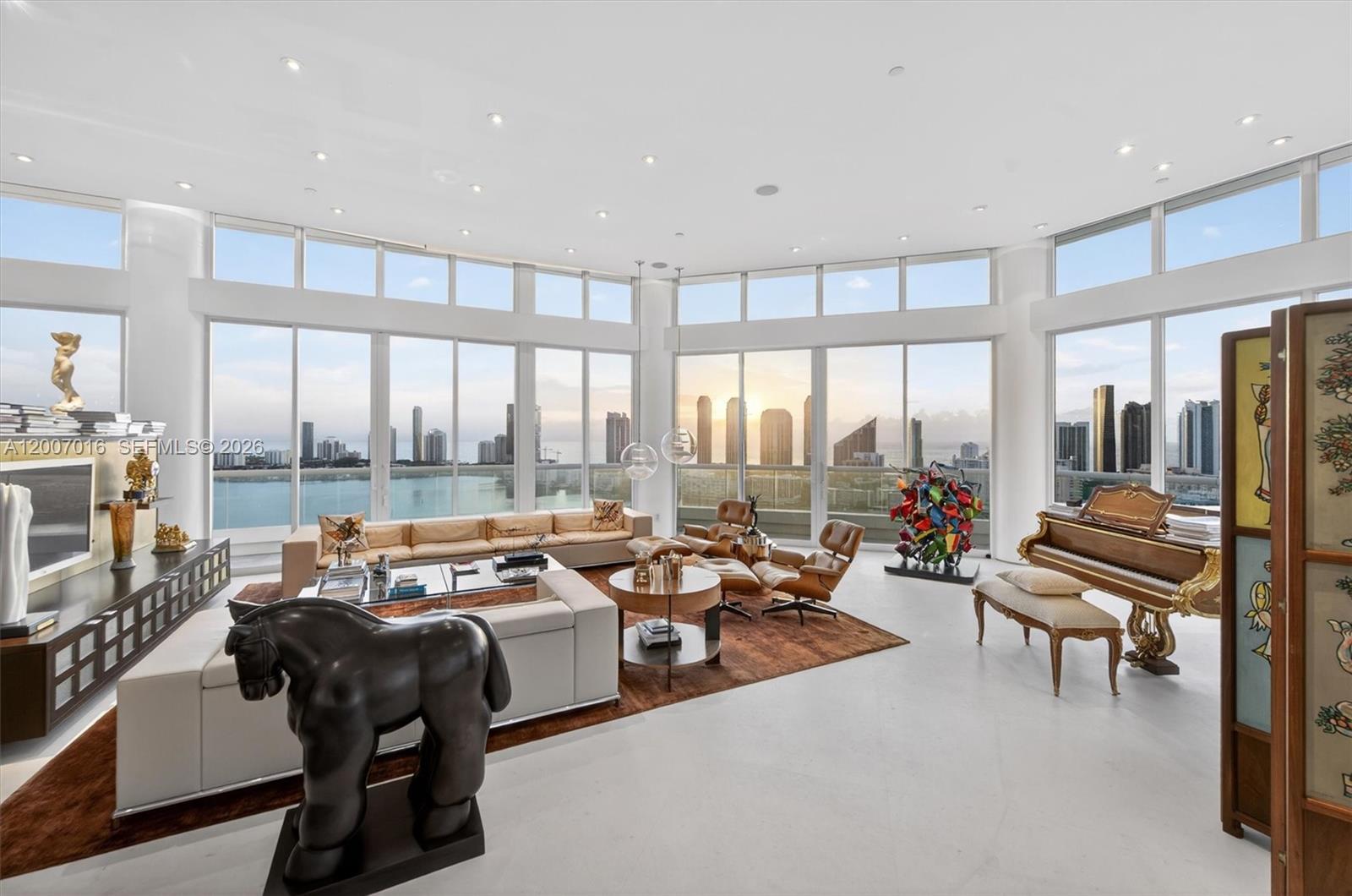 2600 ISL BLVD WILLIAMS - Residential