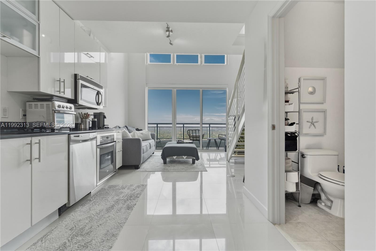 INFINITY AT BRICKELL COND - Residential