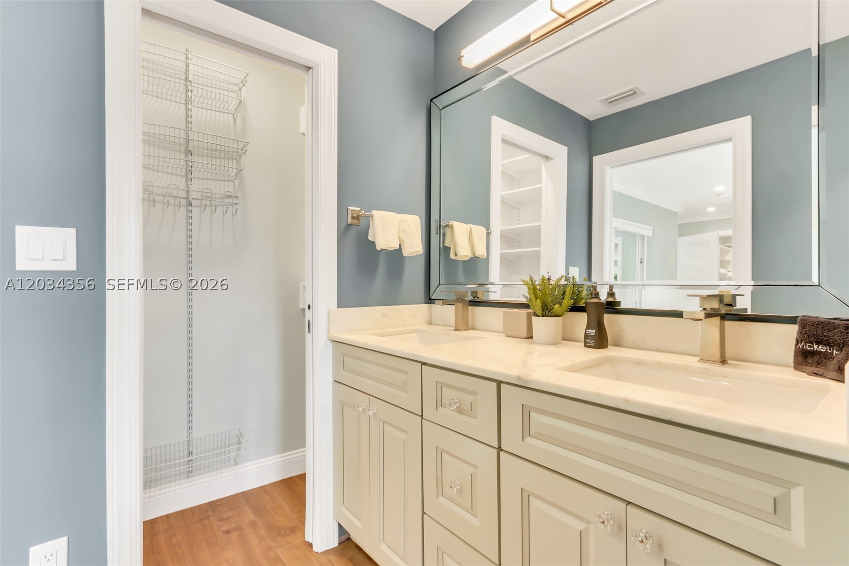 CORAL RIDGE ISLES - Residential Lease