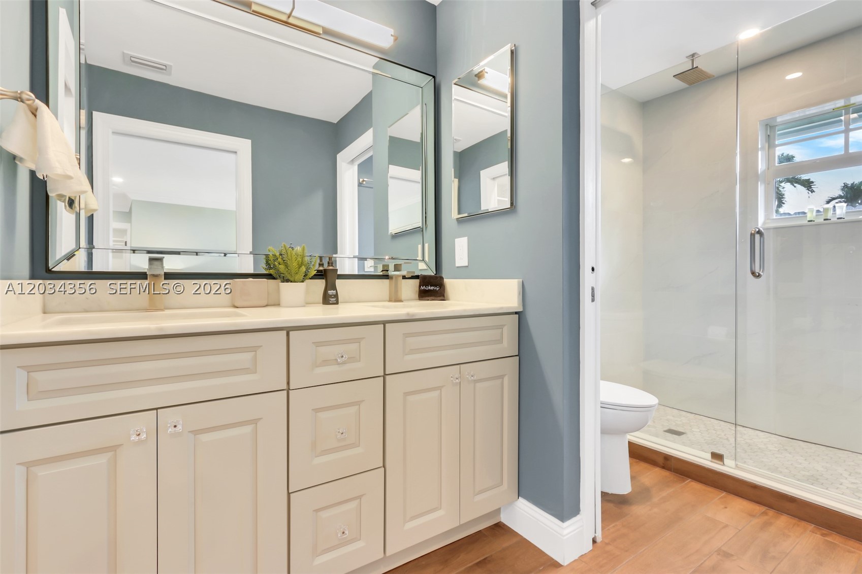 CORAL RIDGE ISLES - Residential Lease