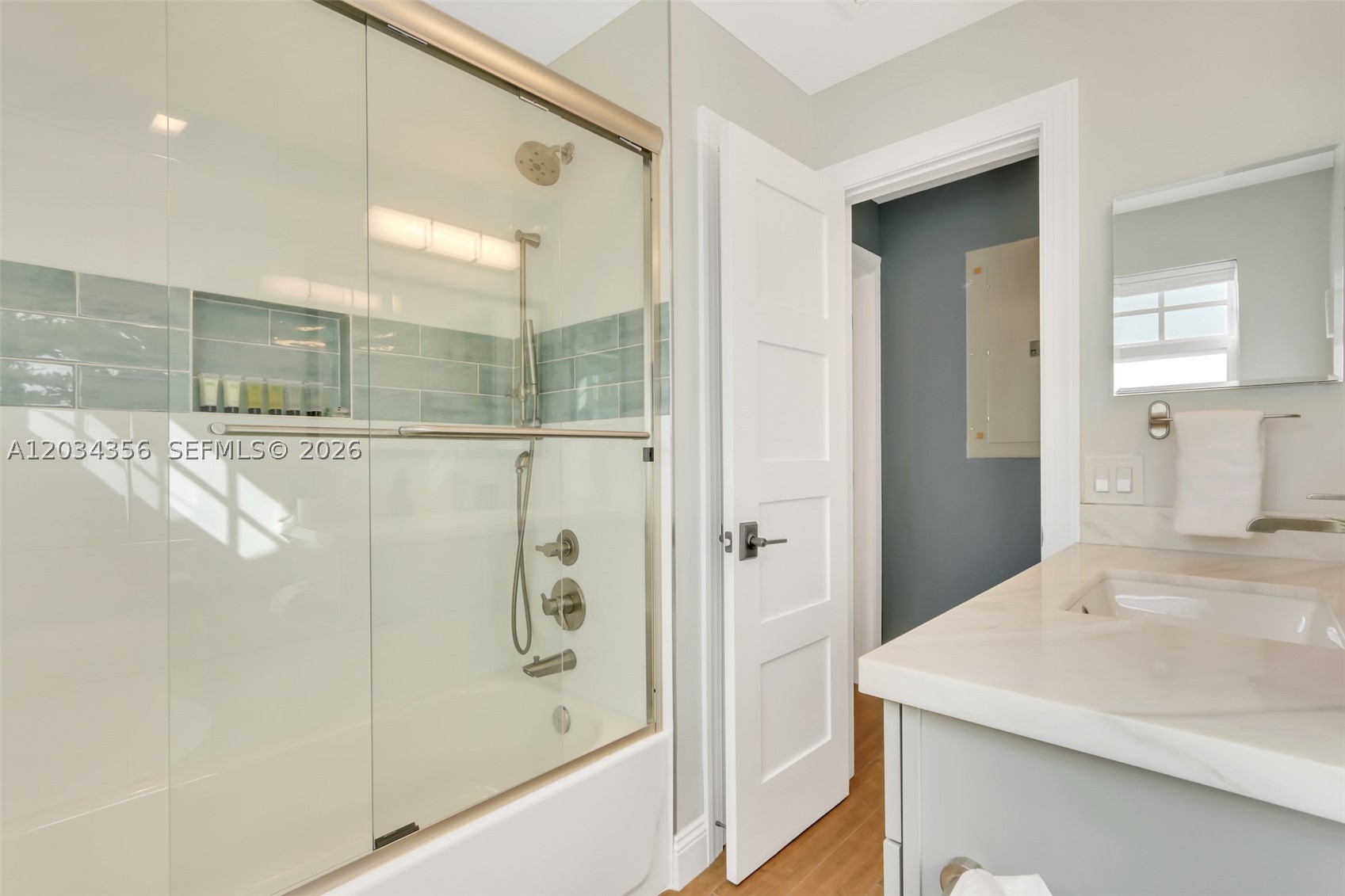 CORAL RIDGE ISLES - Residential Lease