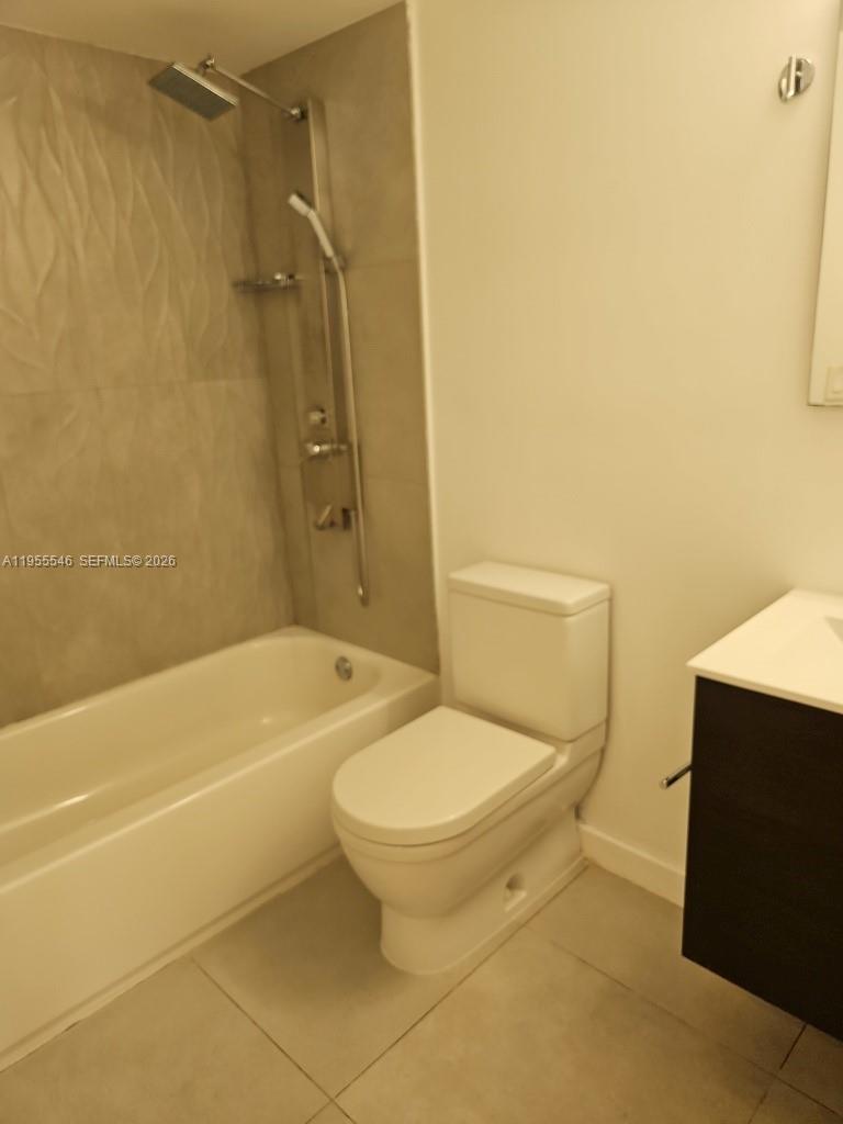 551/557 MICHIGAN CONDO - Residential